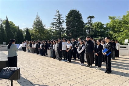 党建园地丨北京大学肿瘤医院云南医院 云南省肿瘤医院 昆明医科大学第三附属医院组织师生开展“祭英烈 学党史 淬作风”现场教学活动